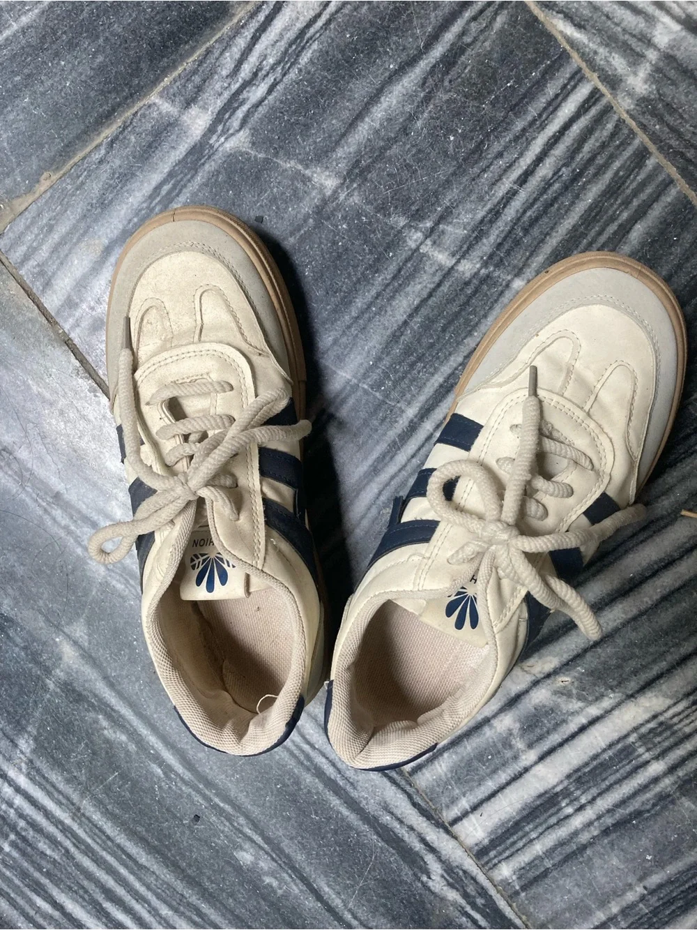 Fashion Nova Cream and Navy Kids Sneakers